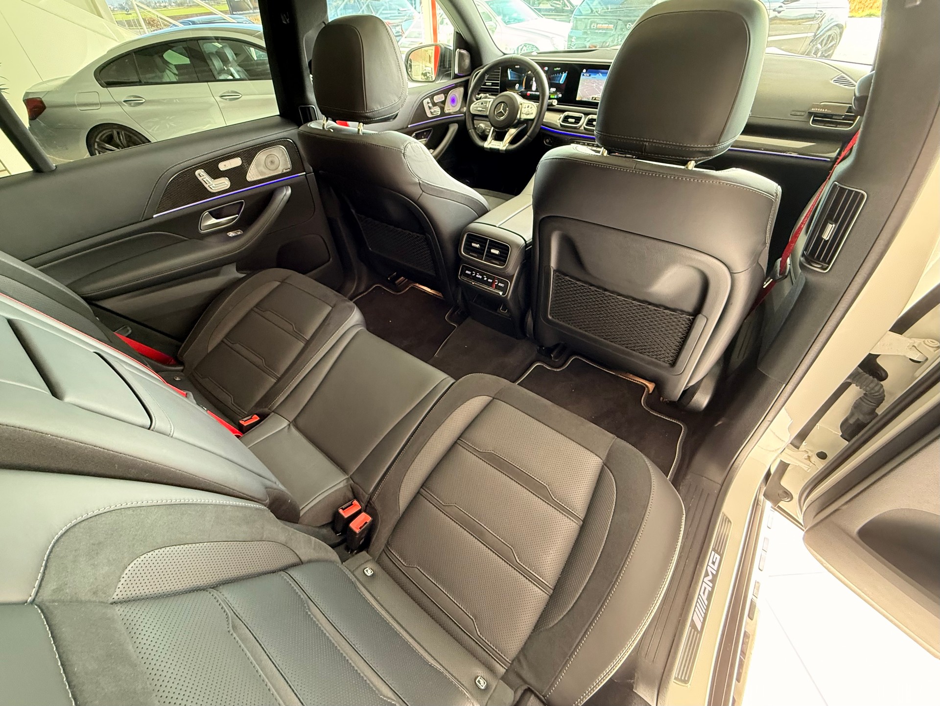 MERCEDES-BENZ GLS 63 S 4Matic+ TCT 9G-image-28
