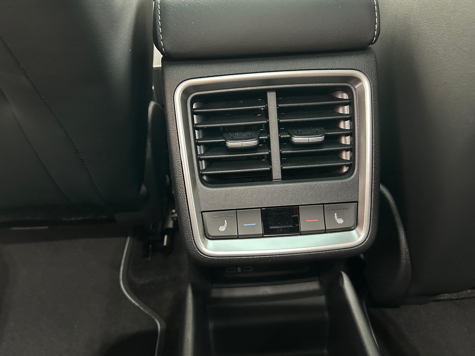 SKODA Enyaq 85x Sportline 4x4-image-9