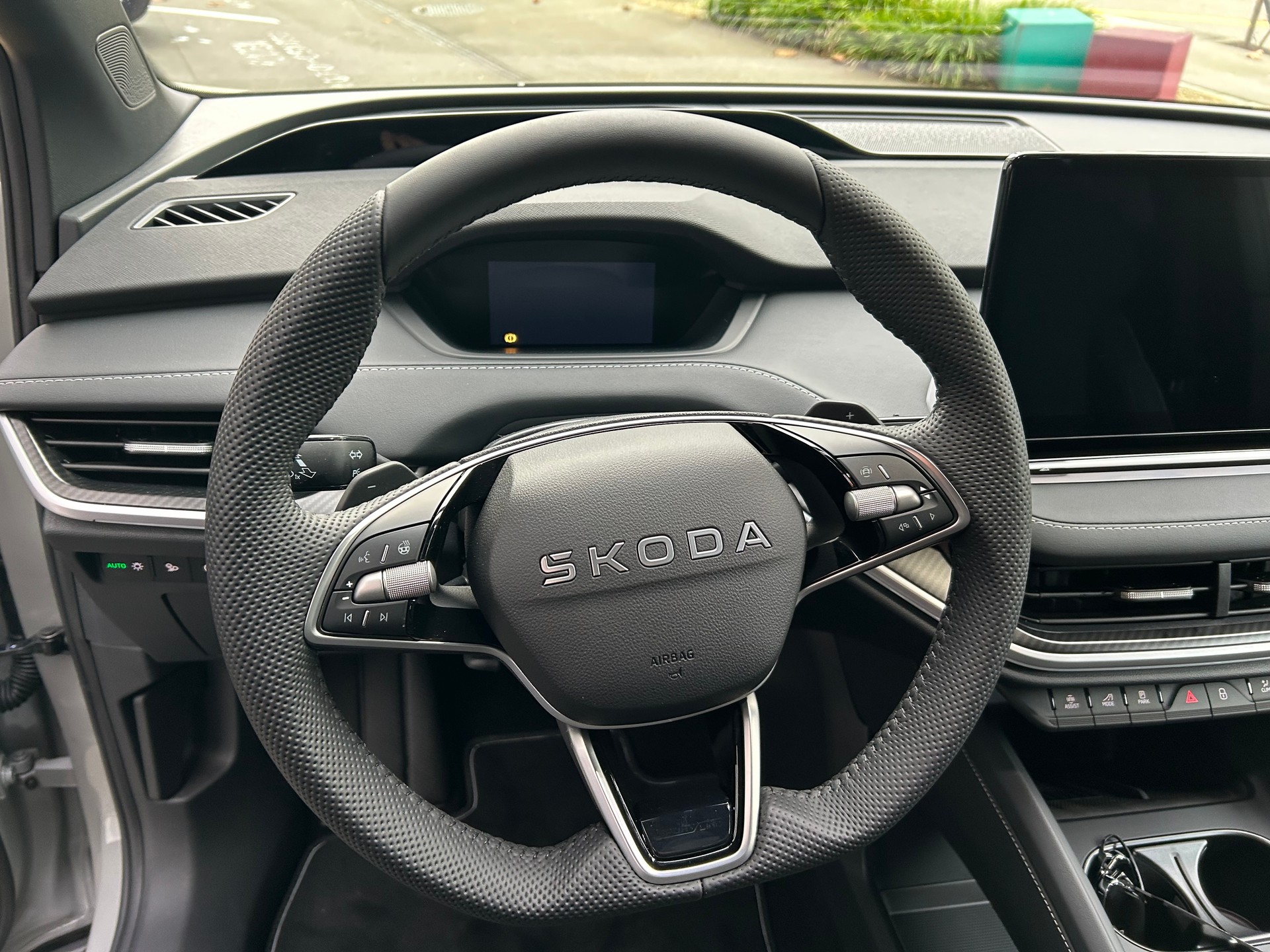 SKODA Enyaq 85x Sportline 4x4-image-14