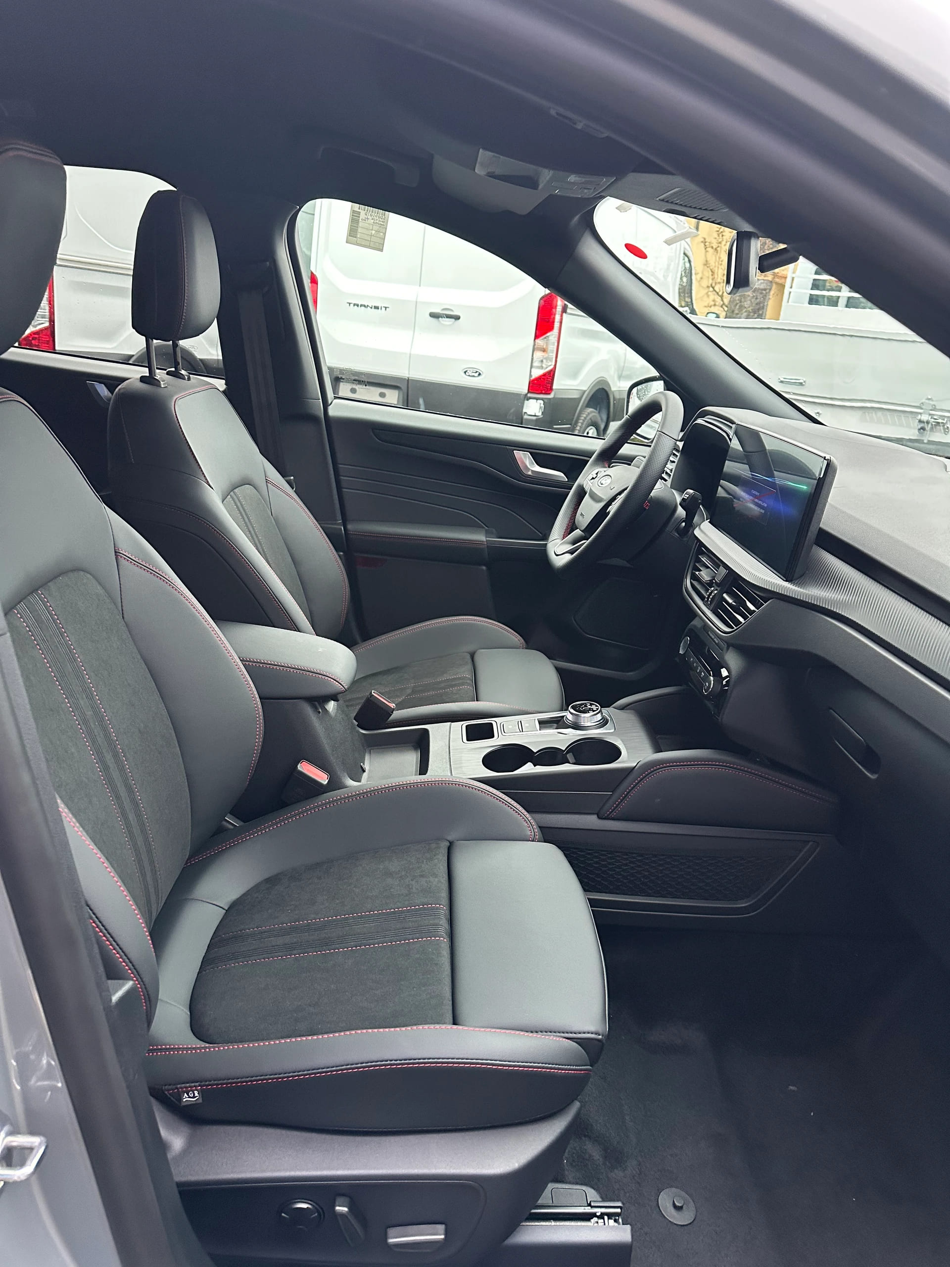 FORD Kuga 2.5 Hybrid ST-Line X 4x4 FHEV-image-12