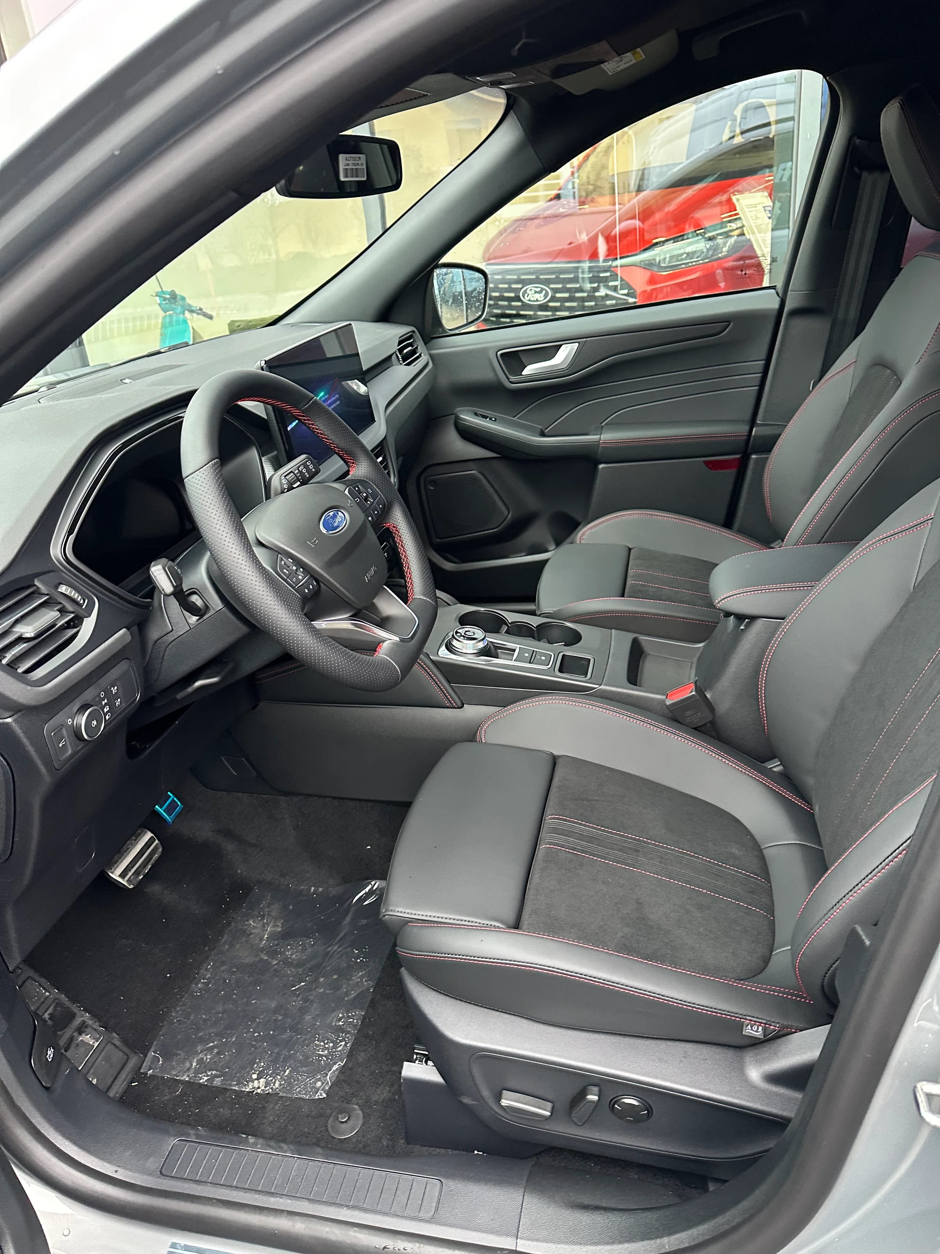 FORD Kuga 2.5 Hybrid ST-Line X 4x4 FHEV-image-9