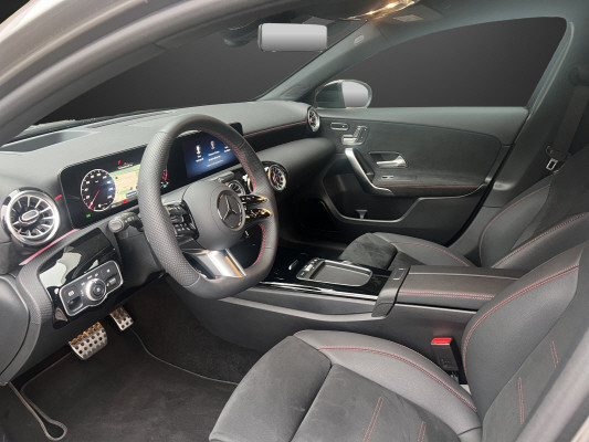 MERCEDES-BENZ A 250 e EQ Star 8G-DCT-image-5