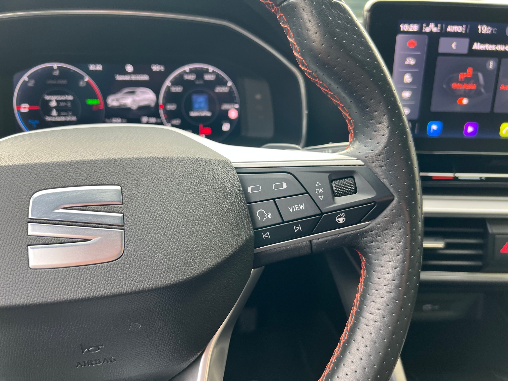 SEAT Leon ST 1.4 eHybrid pHEV DSG Hola FR-image-13