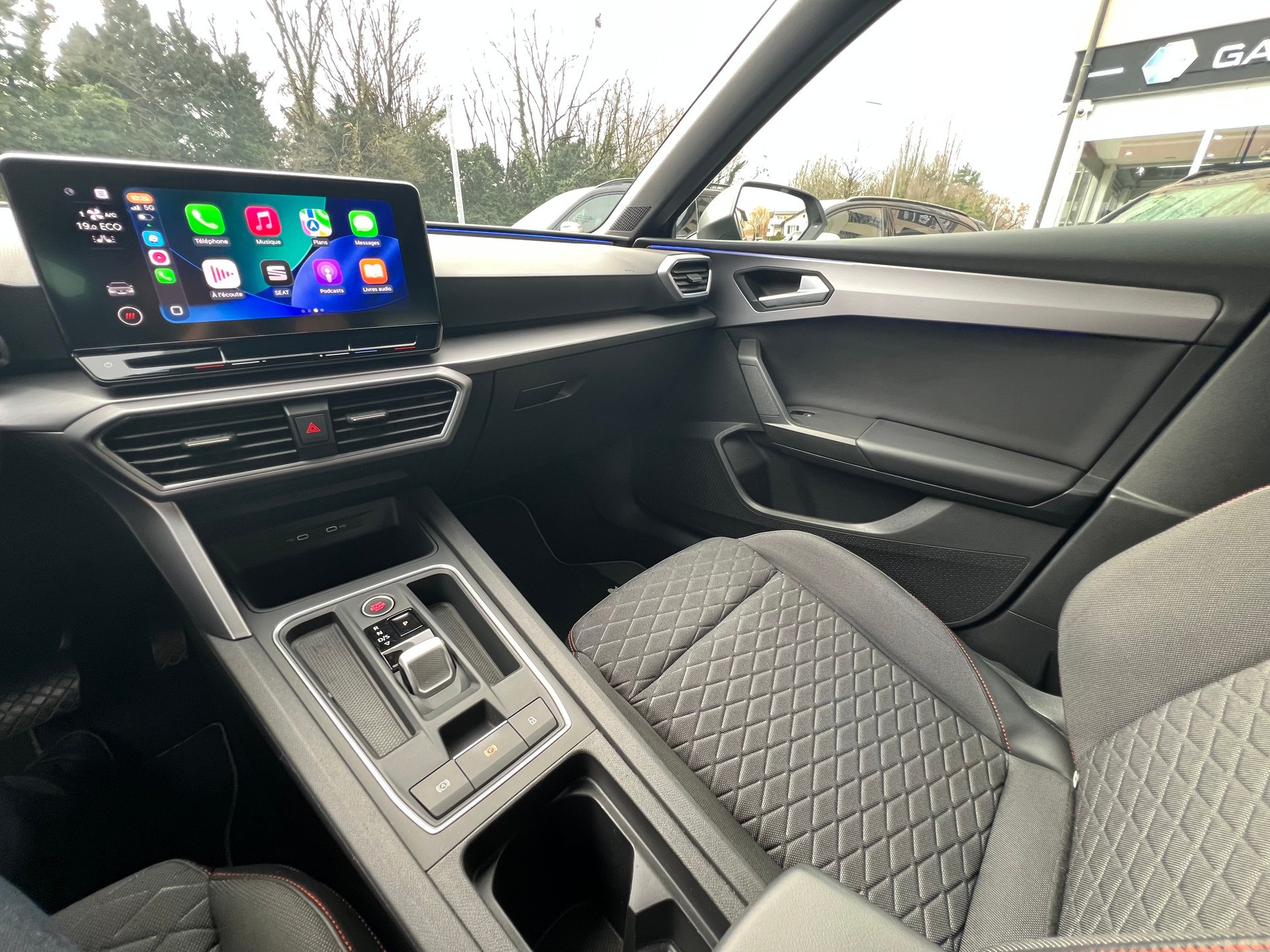 SEAT Leon ST 1.4 eHybrid pHEV DSG Hola FR-image-21