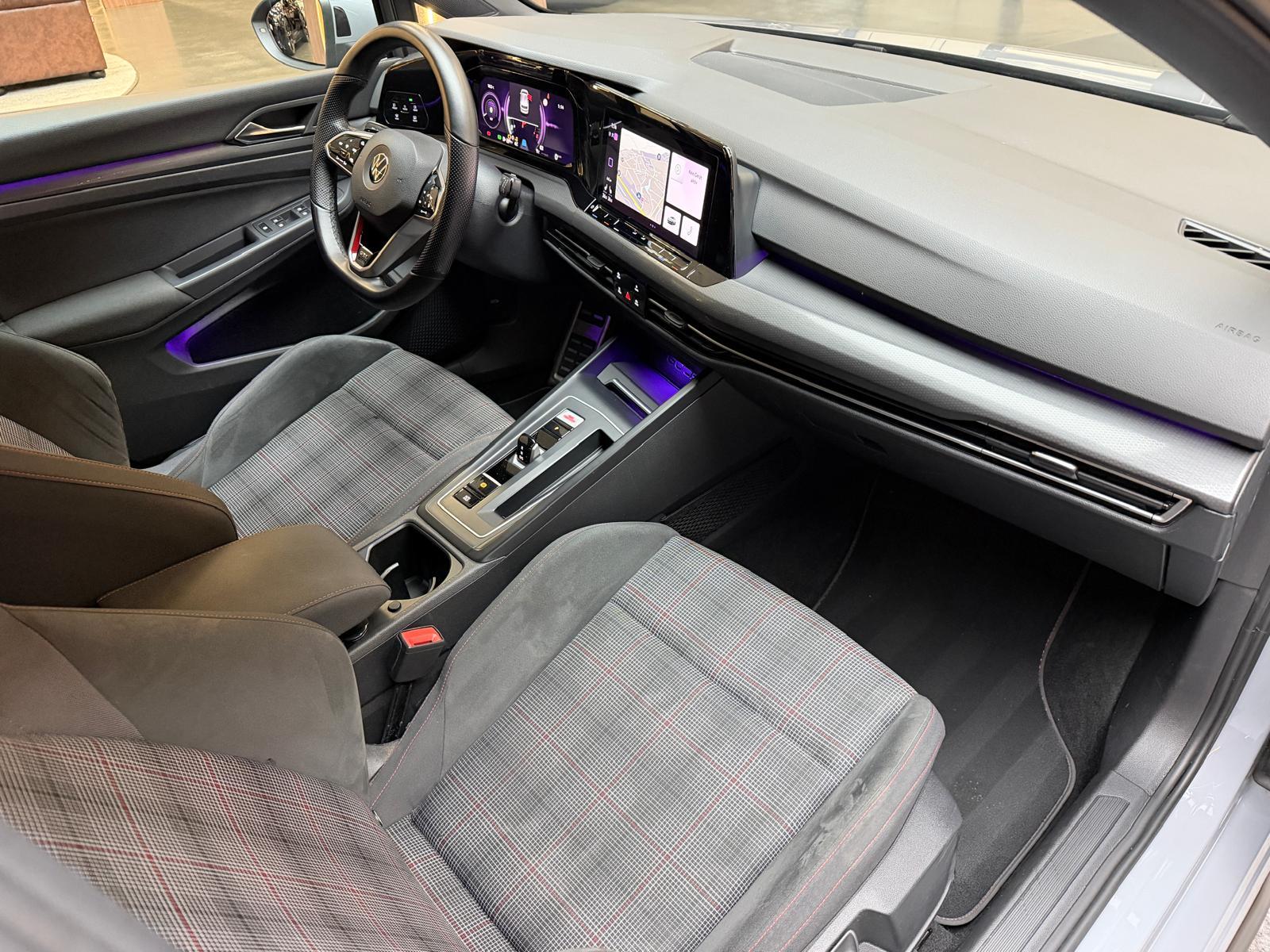 VW Golf VIII 2.0 TSI GTI DSG-image-15