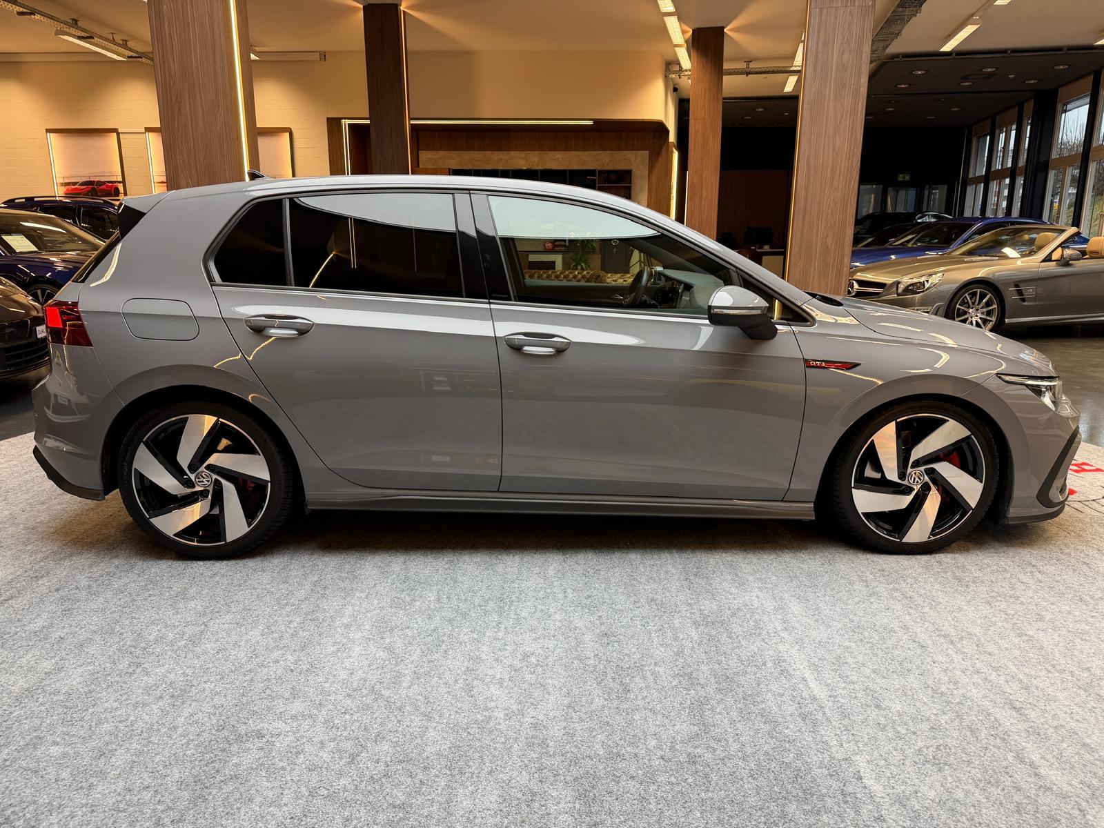VW Golf VIII 2.0 TSI GTI DSG-image-7