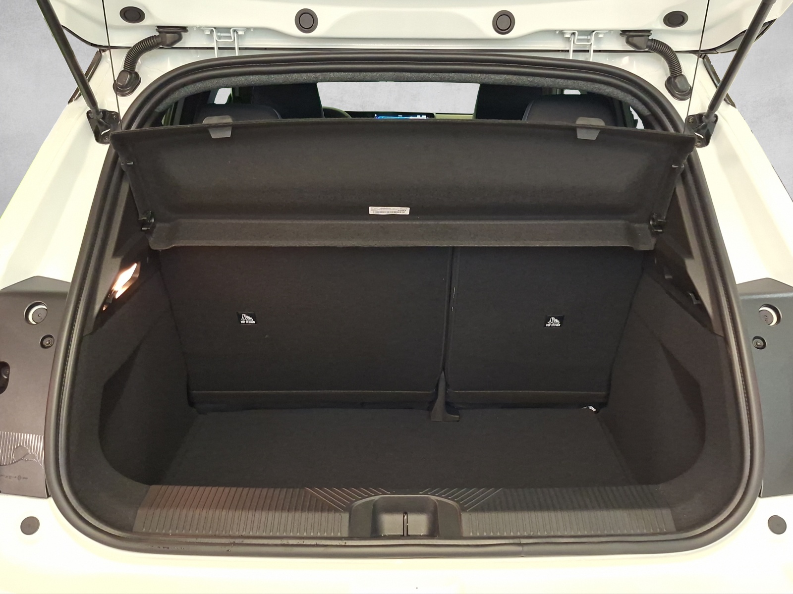 NISSAN Micra Evolve 52kWh-image-12
