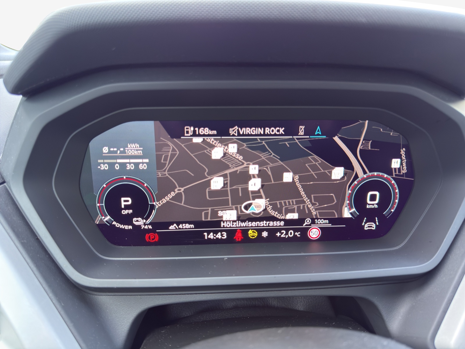 AUDI Q4 e-tron 35-image-16