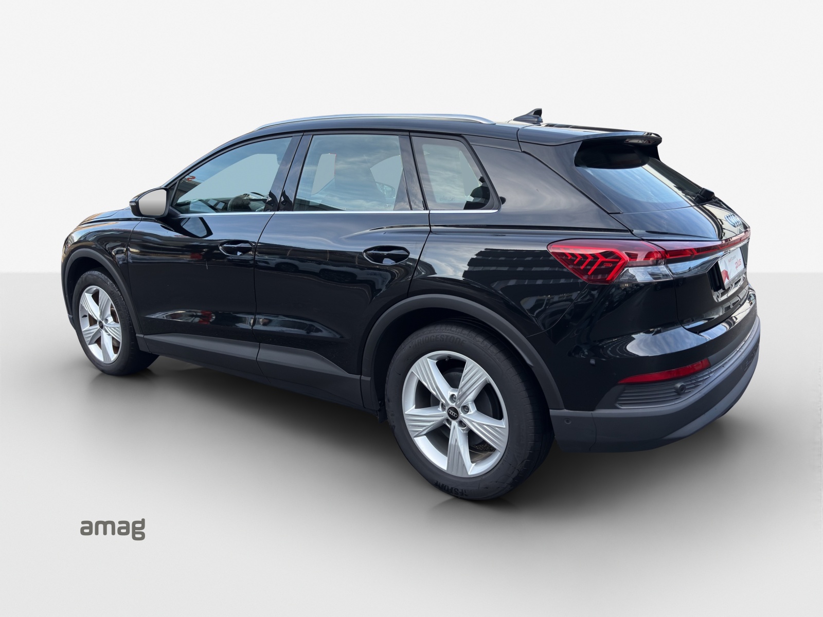 AUDI Q4 e-tron 35-image-2