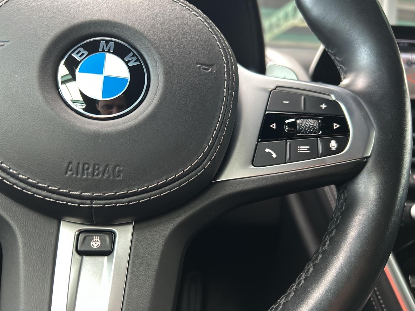 BMW M850i xDrive Coupé-image-13