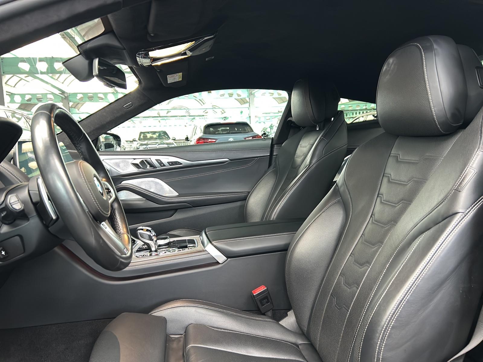 BMW M850i xDrive Coupé-image-11