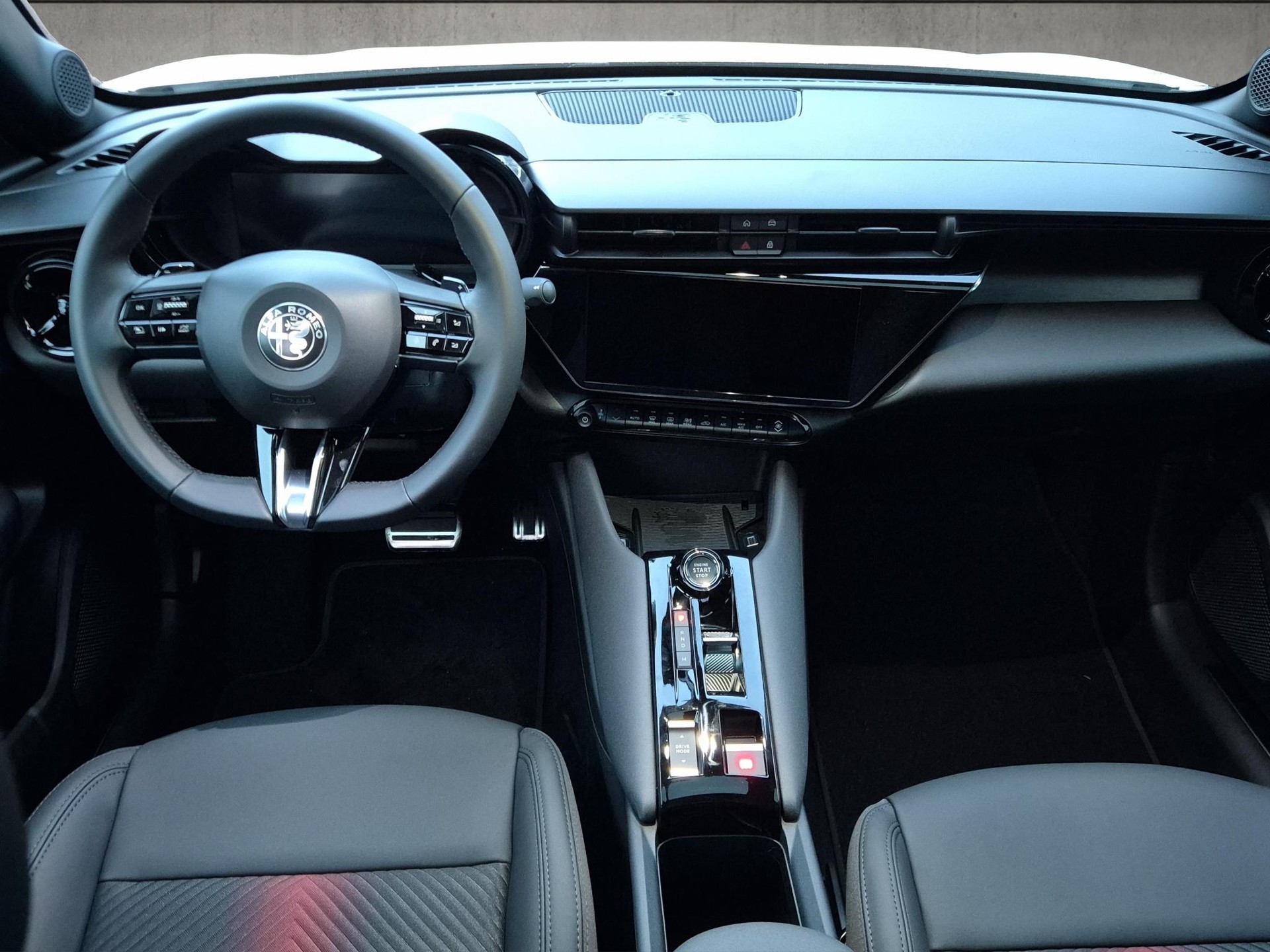 ALFA ROMEO Junior 1.2 Ibrida Q4-image-10