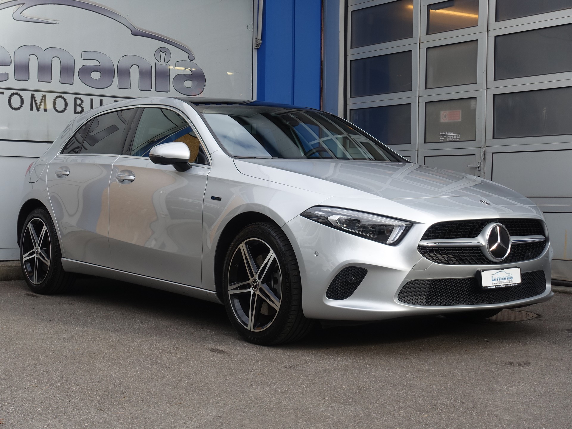 MERCEDES-BENZ A 250e Progressive 8G-DCT