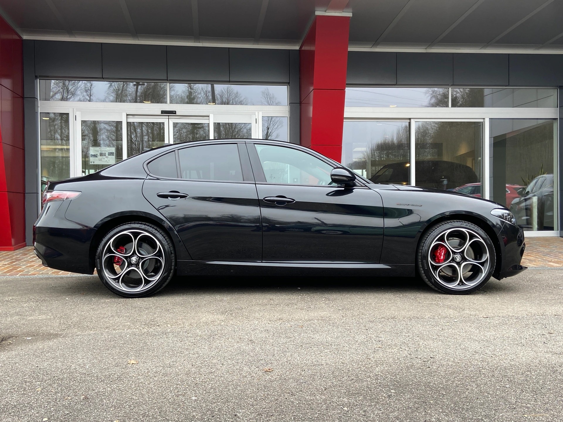 ALFA ROMEO Giulia 2.0 Competizione Tech Q4 AT8-image-15