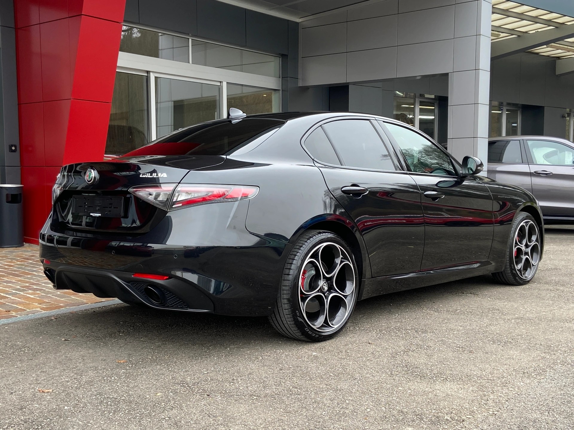 ALFA ROMEO Giulia 2.0 Competizione Tech Q4 AT8-image-16