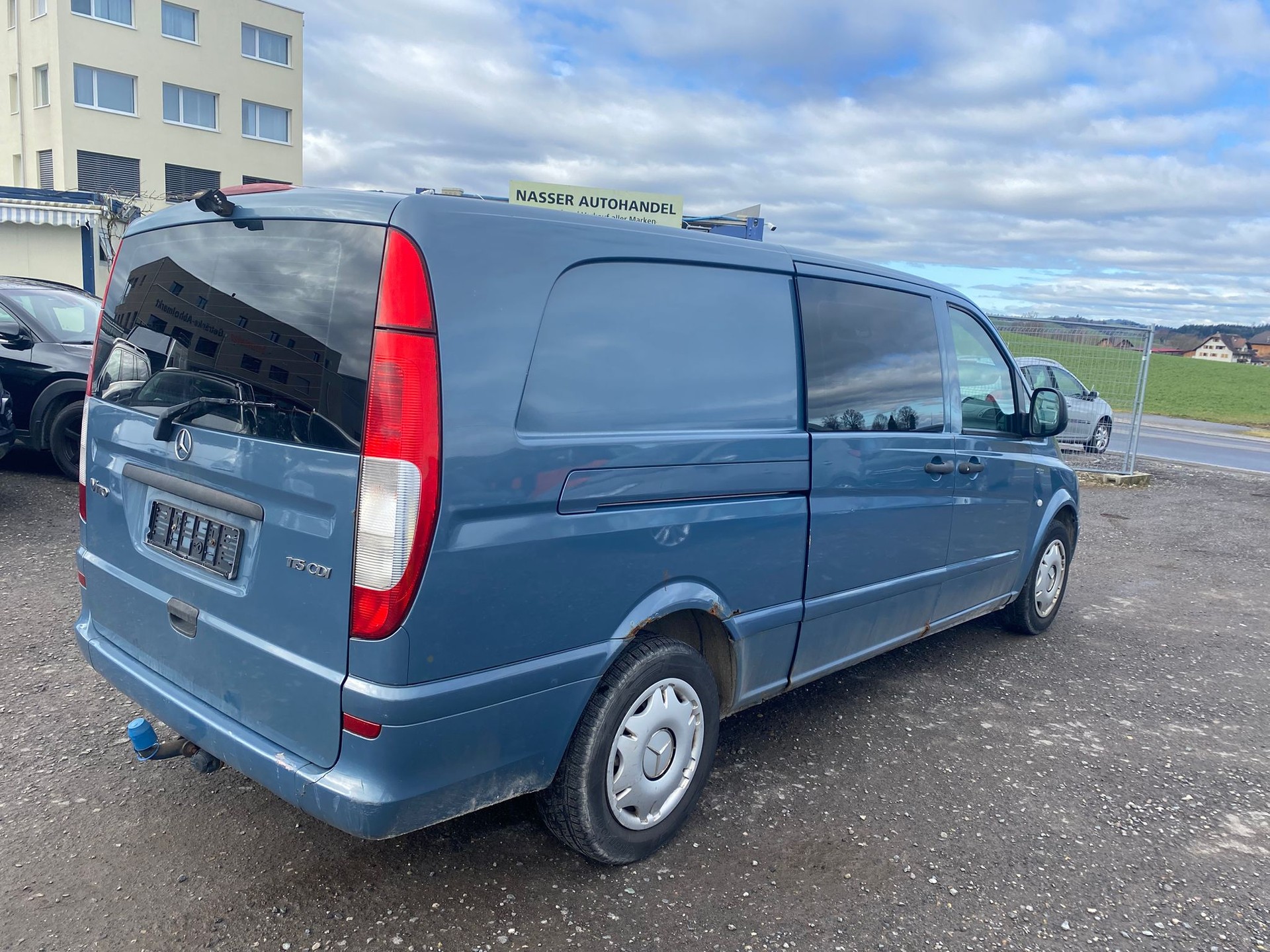 MERCEDES-BENZ Vito 115 CDI EL-image-6