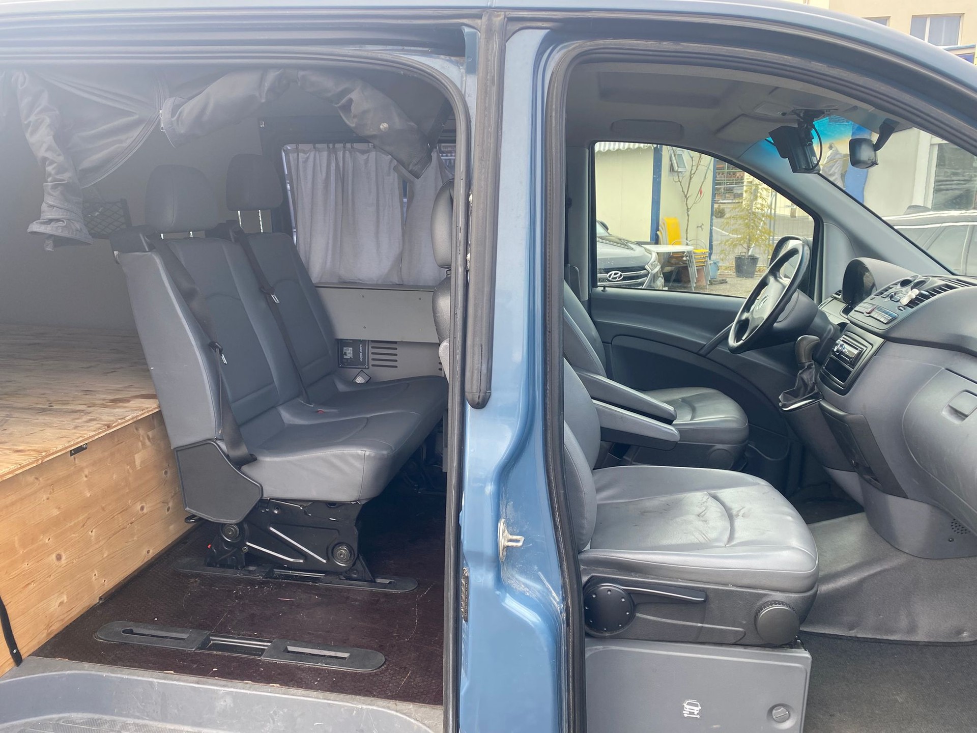 MERCEDES-BENZ Vito 115 CDI EL-image-11