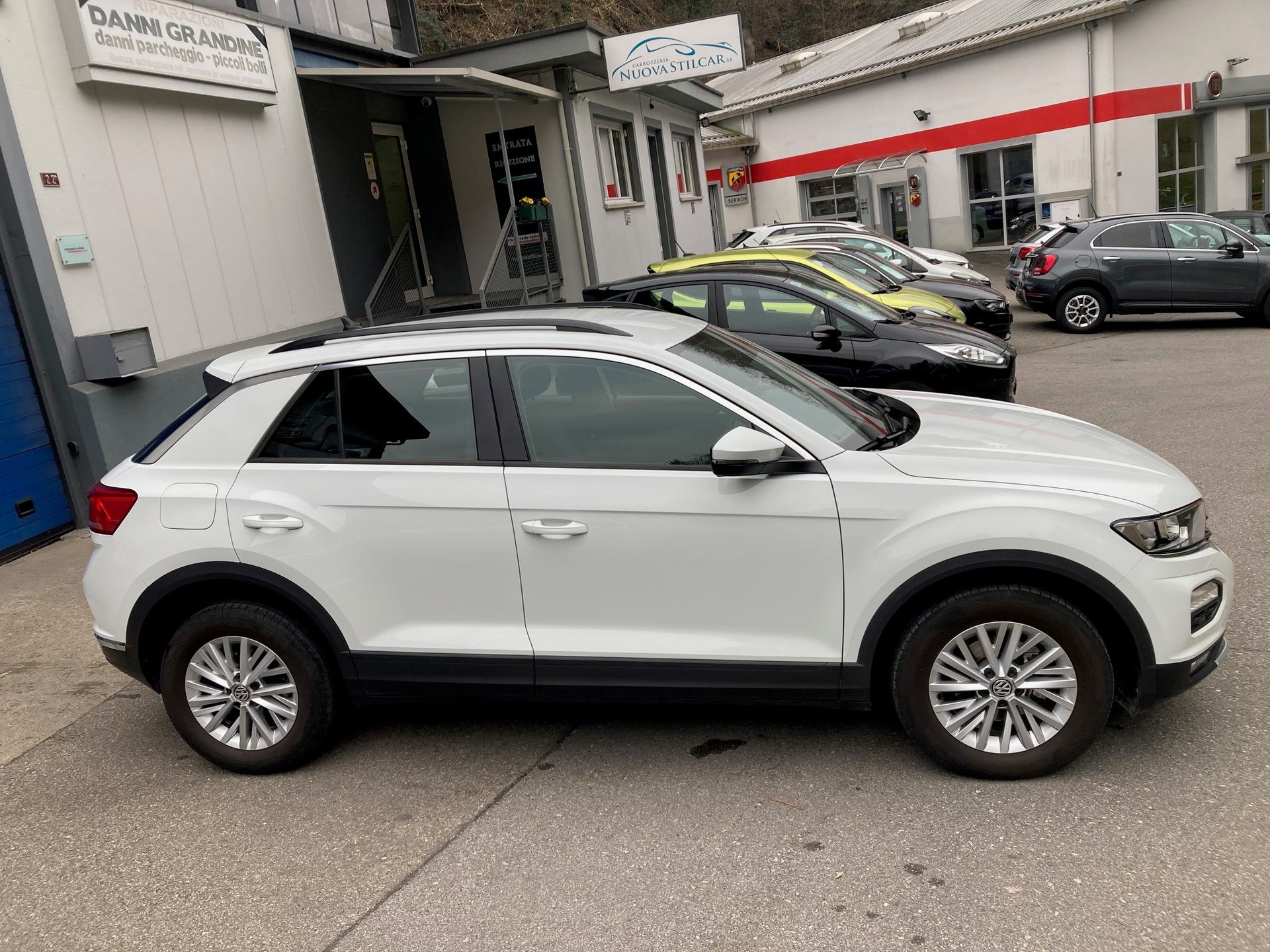 VW T-Roc 1.5 TSI EVO Advance-image-2