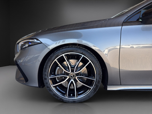 MERCEDES-BENZ A 250 4Matic 8G-DCT-image-4