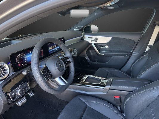 MERCEDES-BENZ A 250 4Matic 8G-DCT-image-5