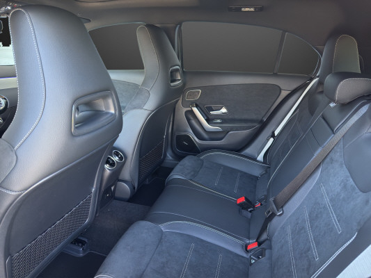 MERCEDES-BENZ A 250 4Matic 8G-DCT-image-6
