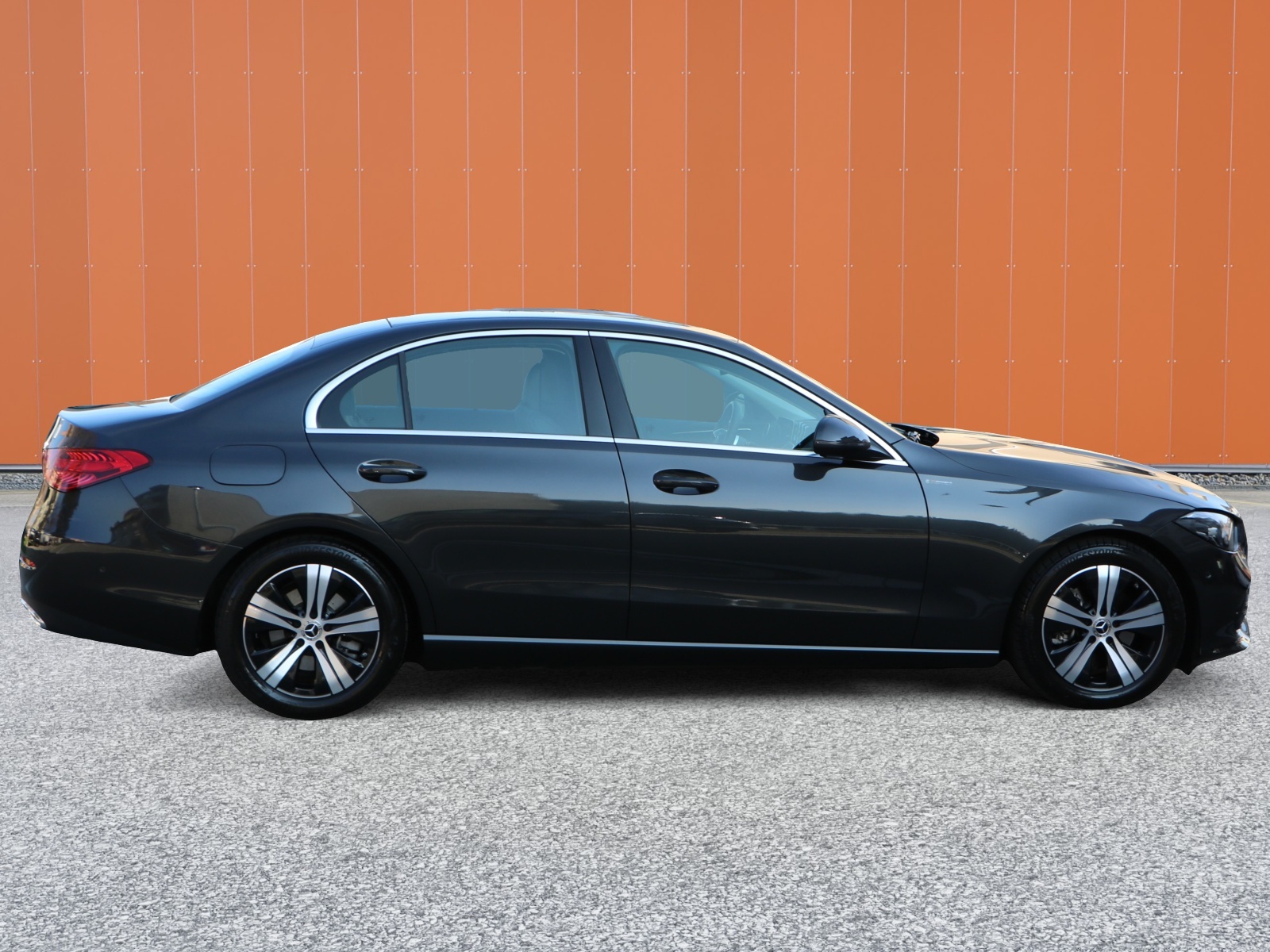MERCEDES-BENZ C 220 d 4Matic-image-3