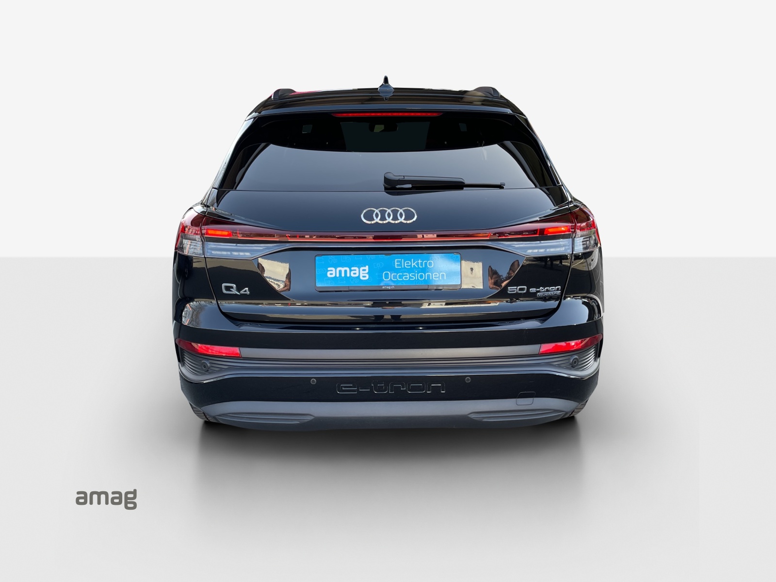 AUDI Q4 e-tron 50 quattro-image-4