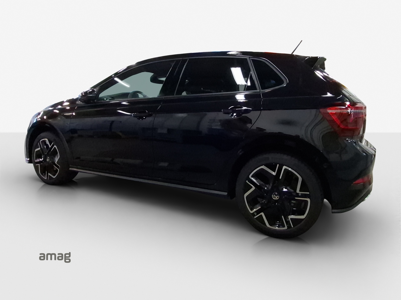 VW Polo 1.0 TSI R-Line DSG-image-2
