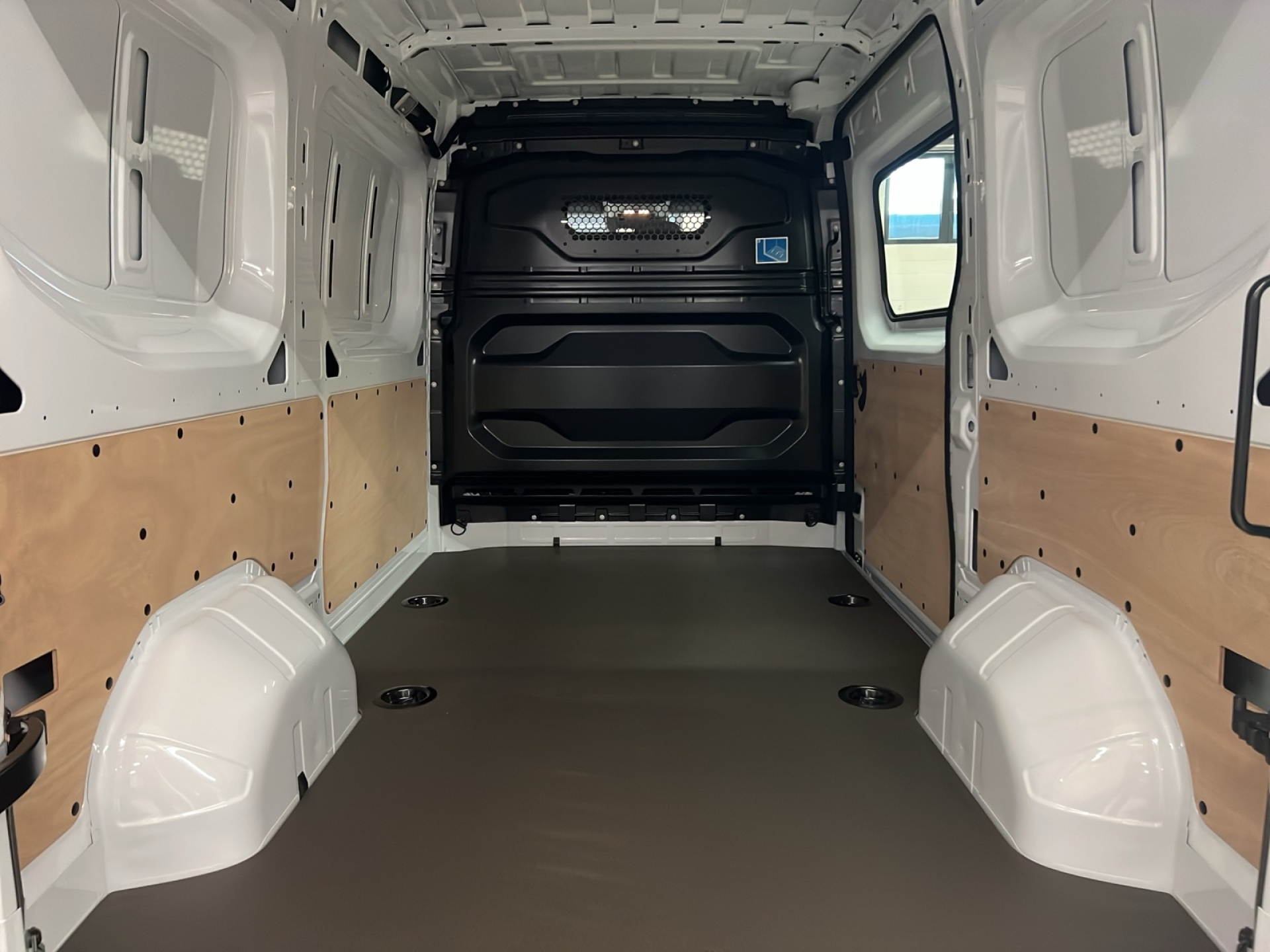 RENAULT Master Kaw. 4.0 t L2H2 Long Range-image-9
