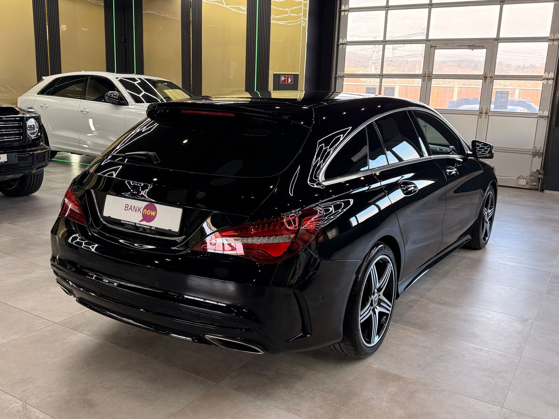 MERCEDES-BENZ CLA Shooting Brake 250 Sport 4Matic 7G-DCT-image-4
