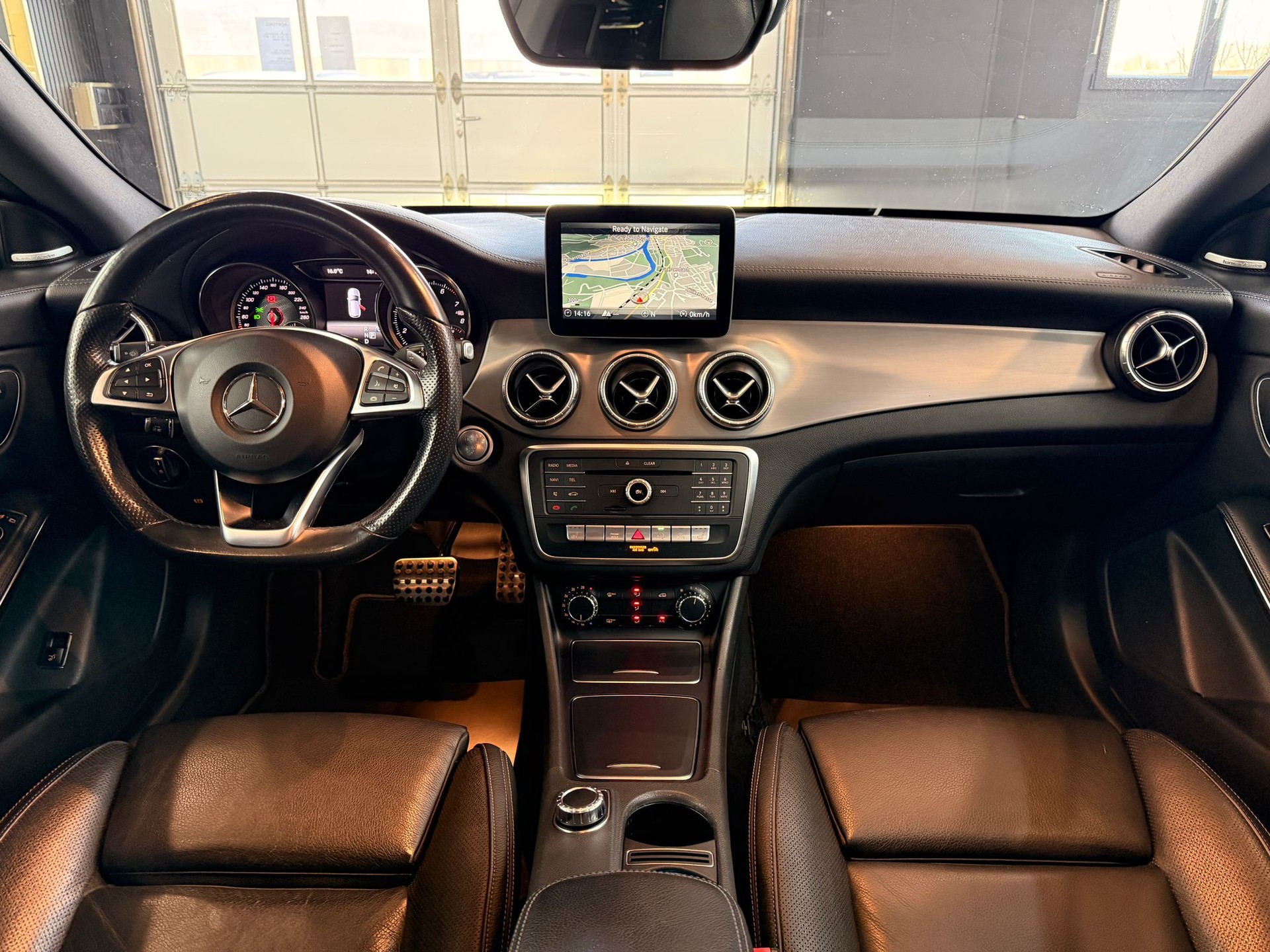 MERCEDES-BENZ CLA Shooting Brake 250 Sport 4Matic 7G-DCT-image-12