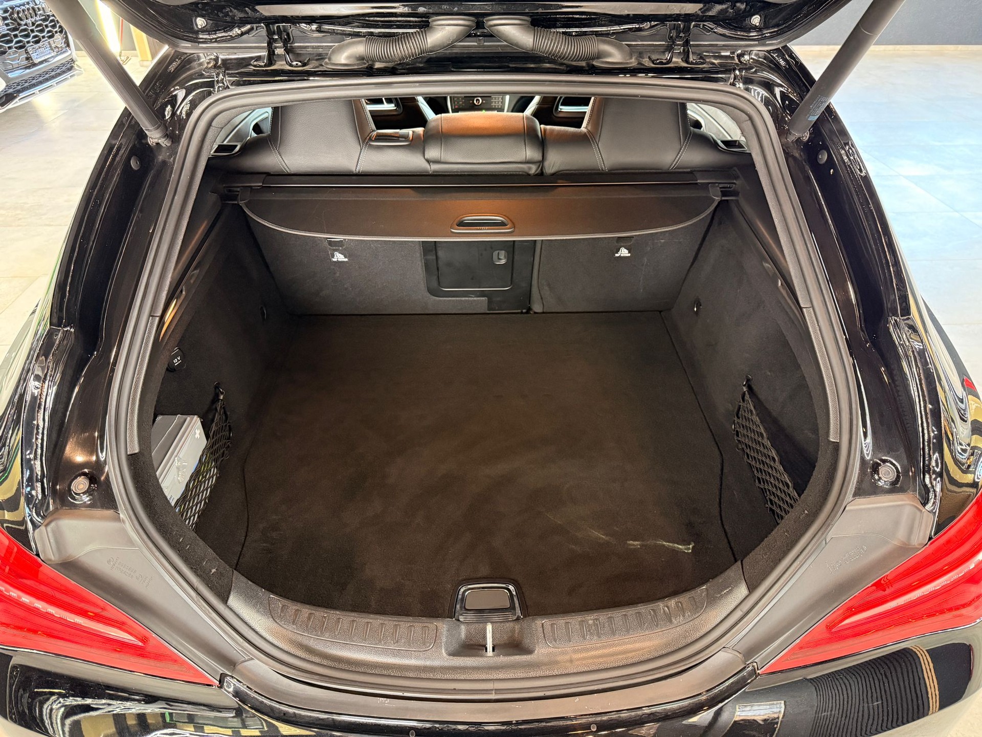 MERCEDES-BENZ CLA Shooting Brake 250 Sport 4Matic 7G-DCT-image-15