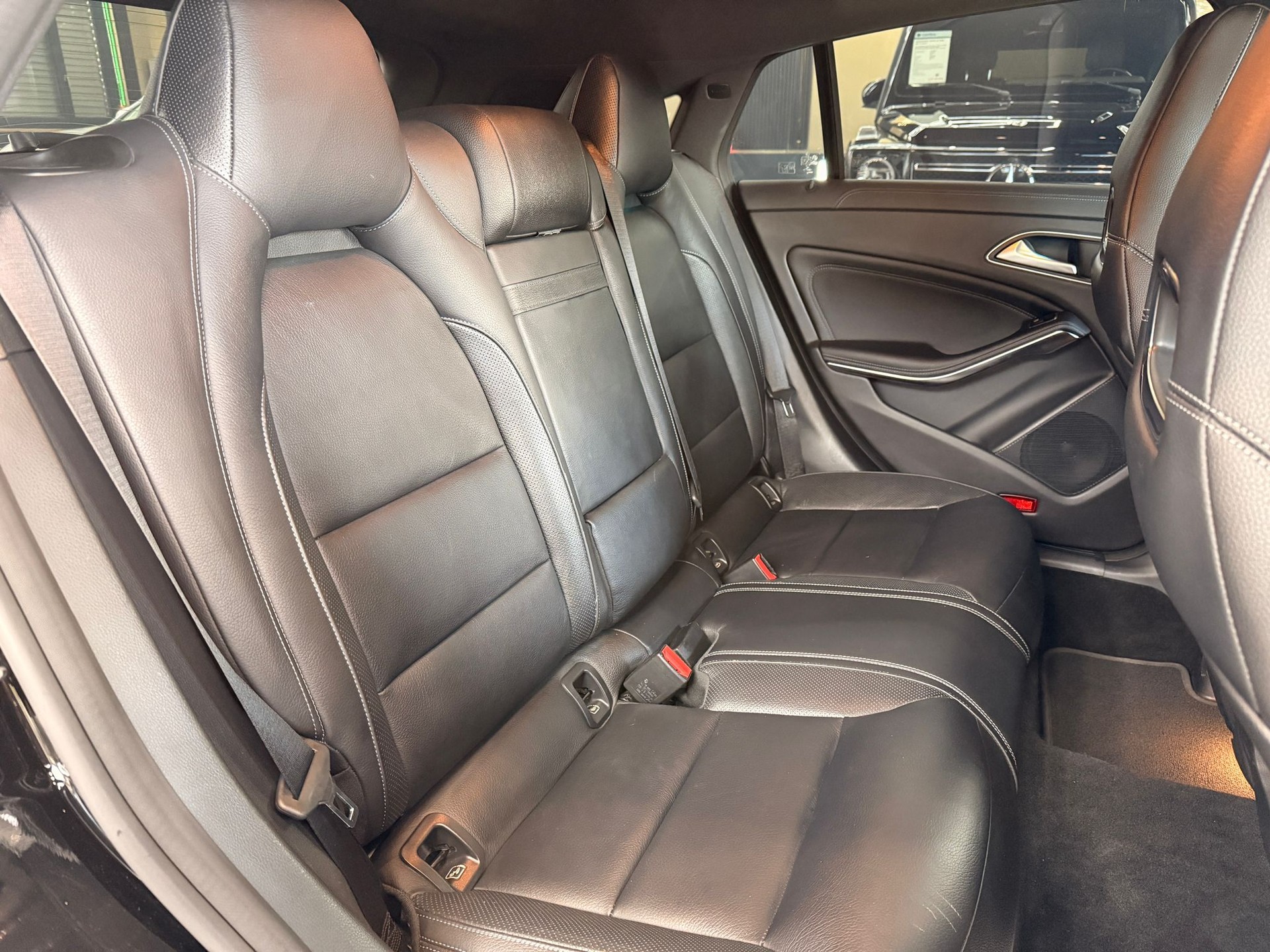MERCEDES-BENZ CLA Shooting Brake 250 Sport 4Matic 7G-DCT-image-14