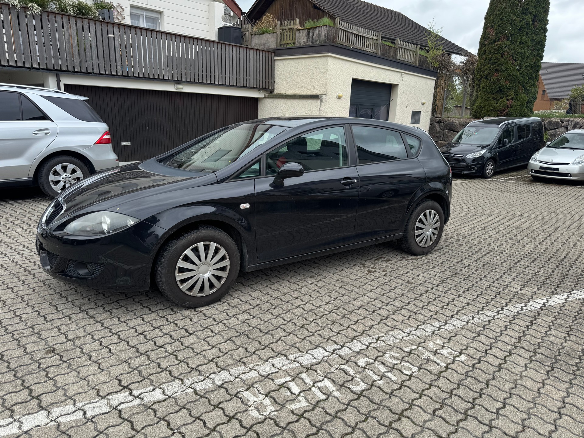 SEAT Leon 1.6 Stylance-image-1