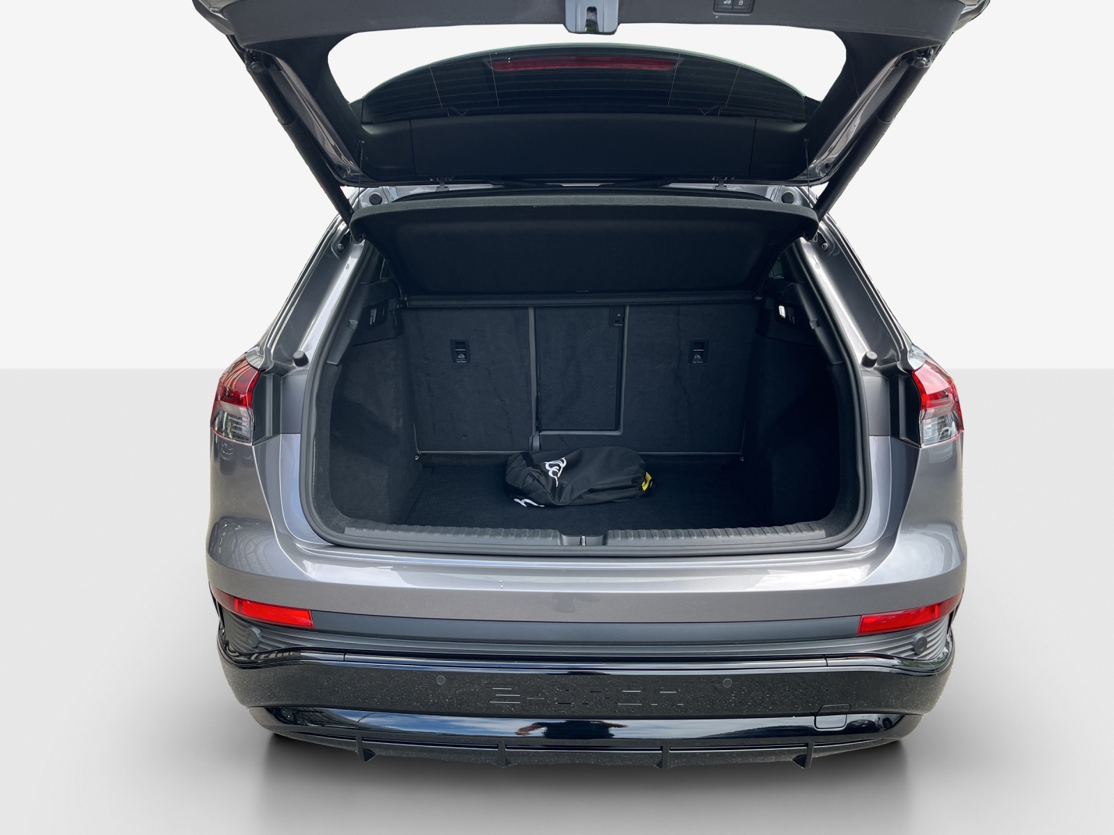 AUDI Q4 e-tron 50 quattro-image-11