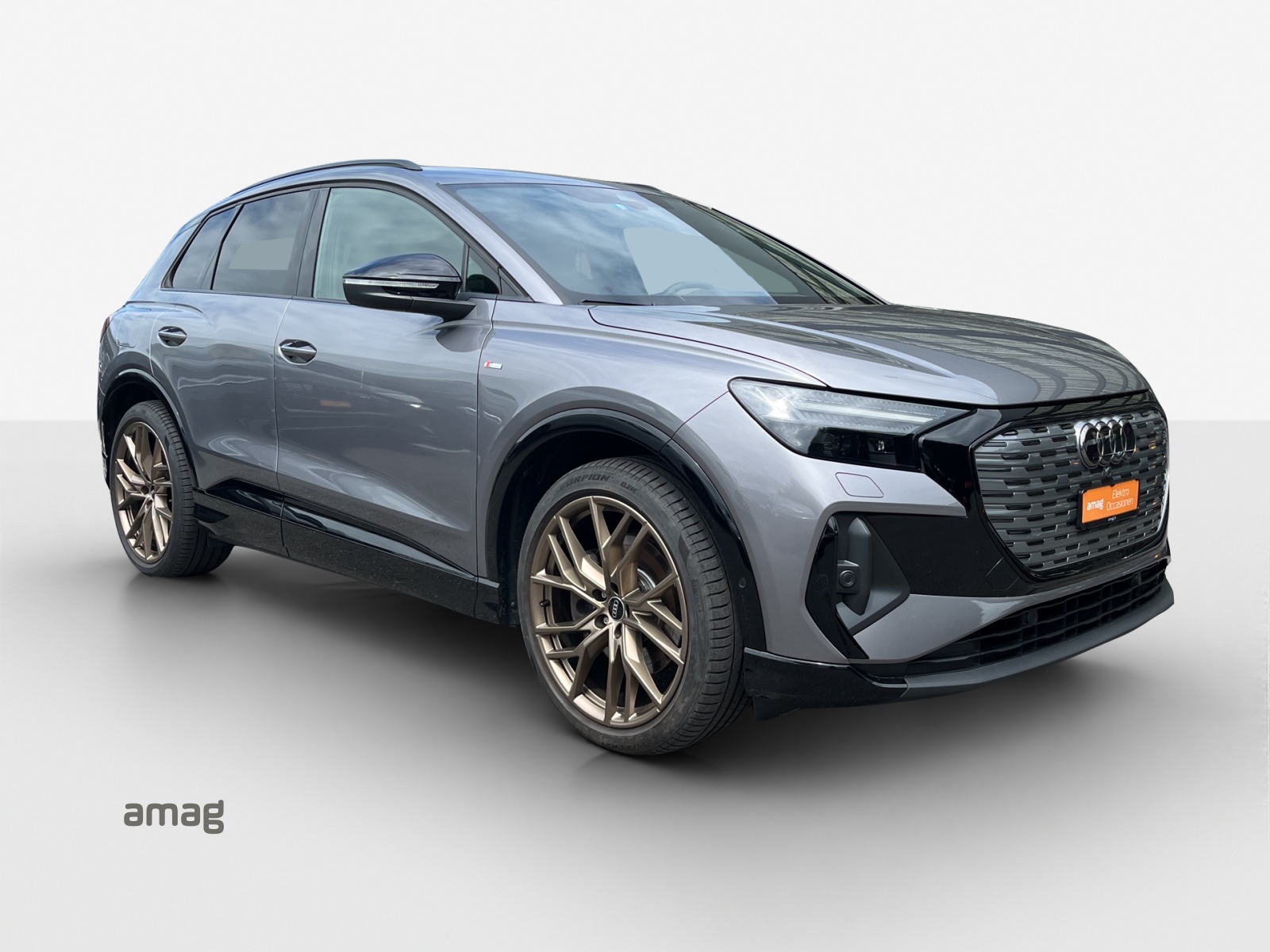 AUDI Q4 e-tron 50 quattro-image-6