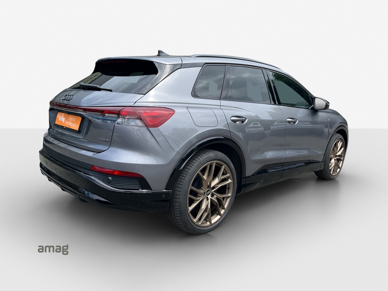 AUDI Q4 e-tron 50 quattro-image-5