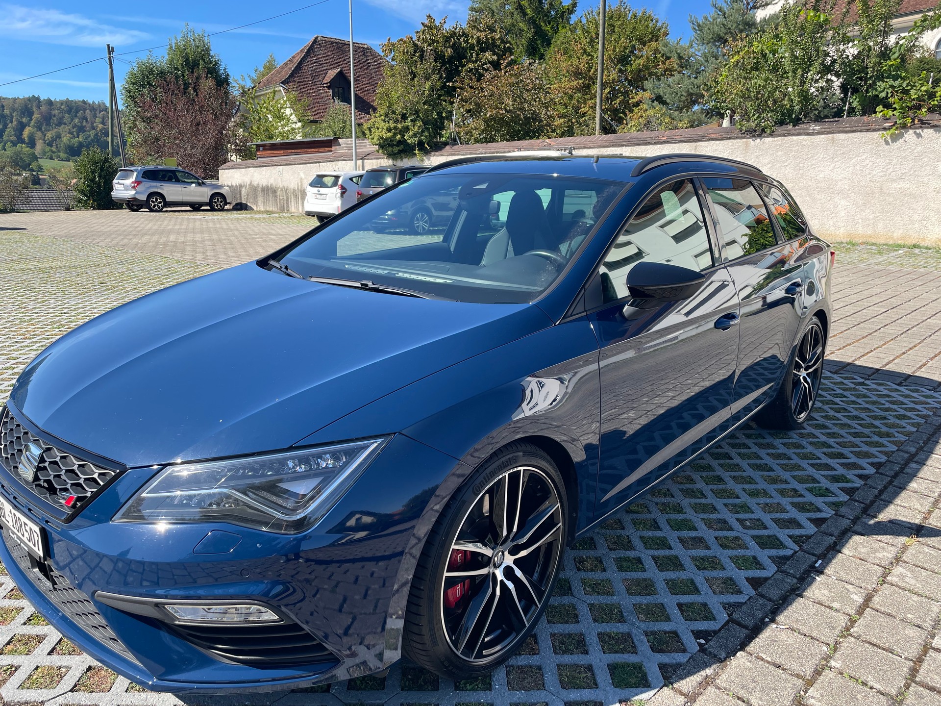 SEAT Leon ST 2.0 TSI Cupra 300 4 Drive DSG - Ab MFK-image-1
