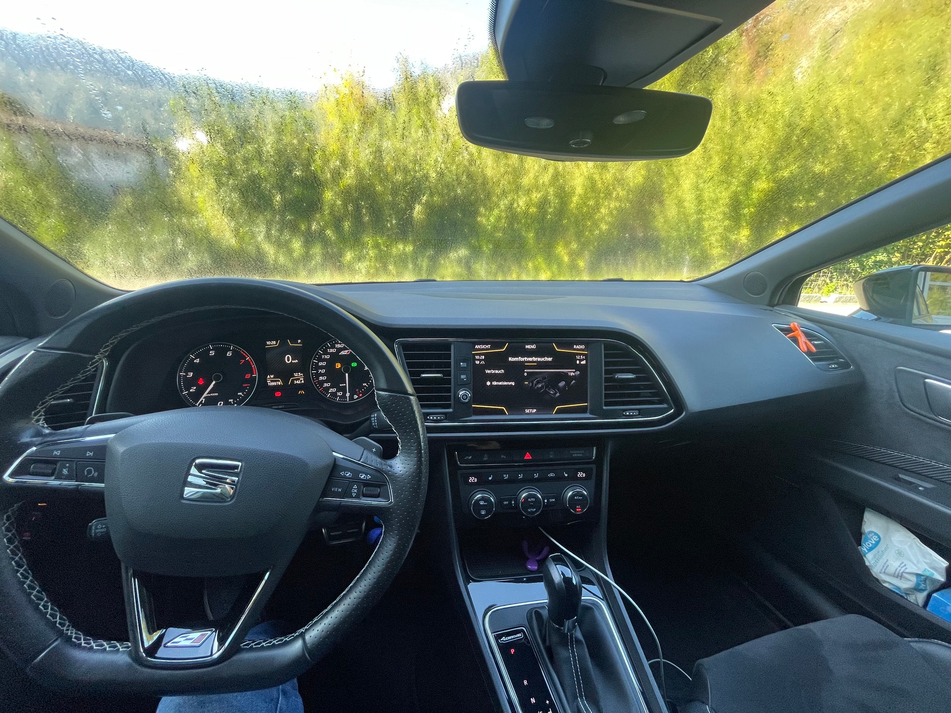 SEAT Leon ST 2.0 TSI Cupra 300 4 Drive DSG - Ab MFK-image-7