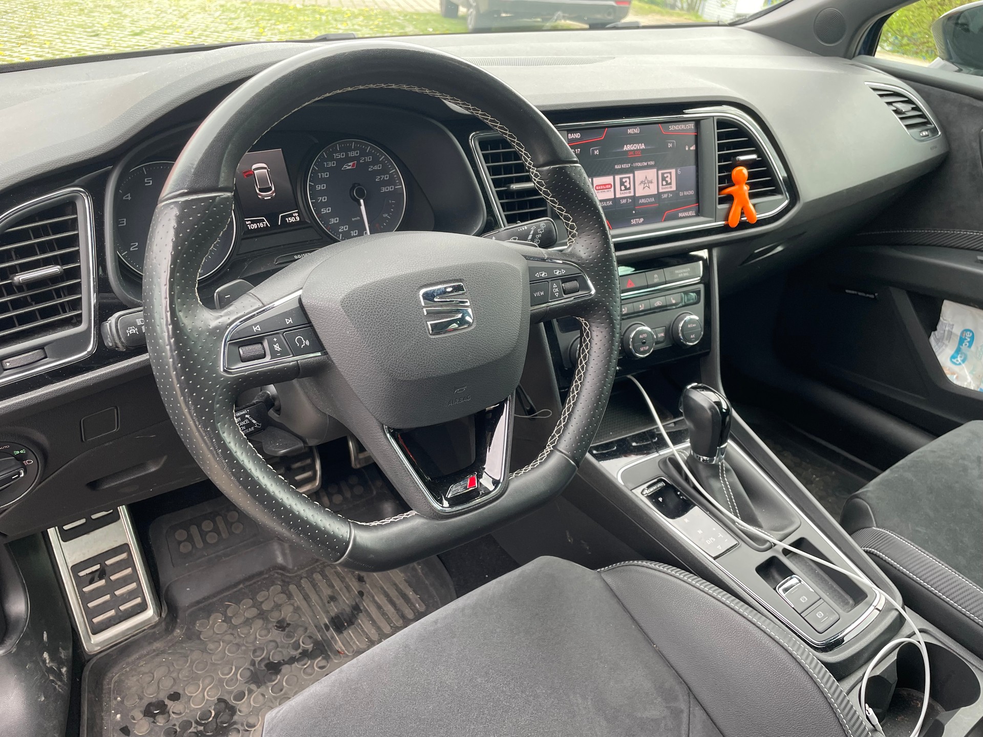 SEAT Leon ST 2.0 TSI Cupra 300 4 Drive DSG-image-3