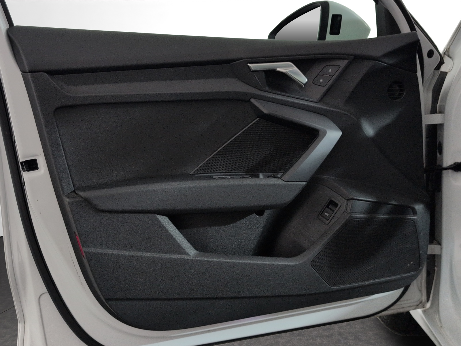 AUDI A3 Sportback 35 TFSI Attraction S-tronic-image-13