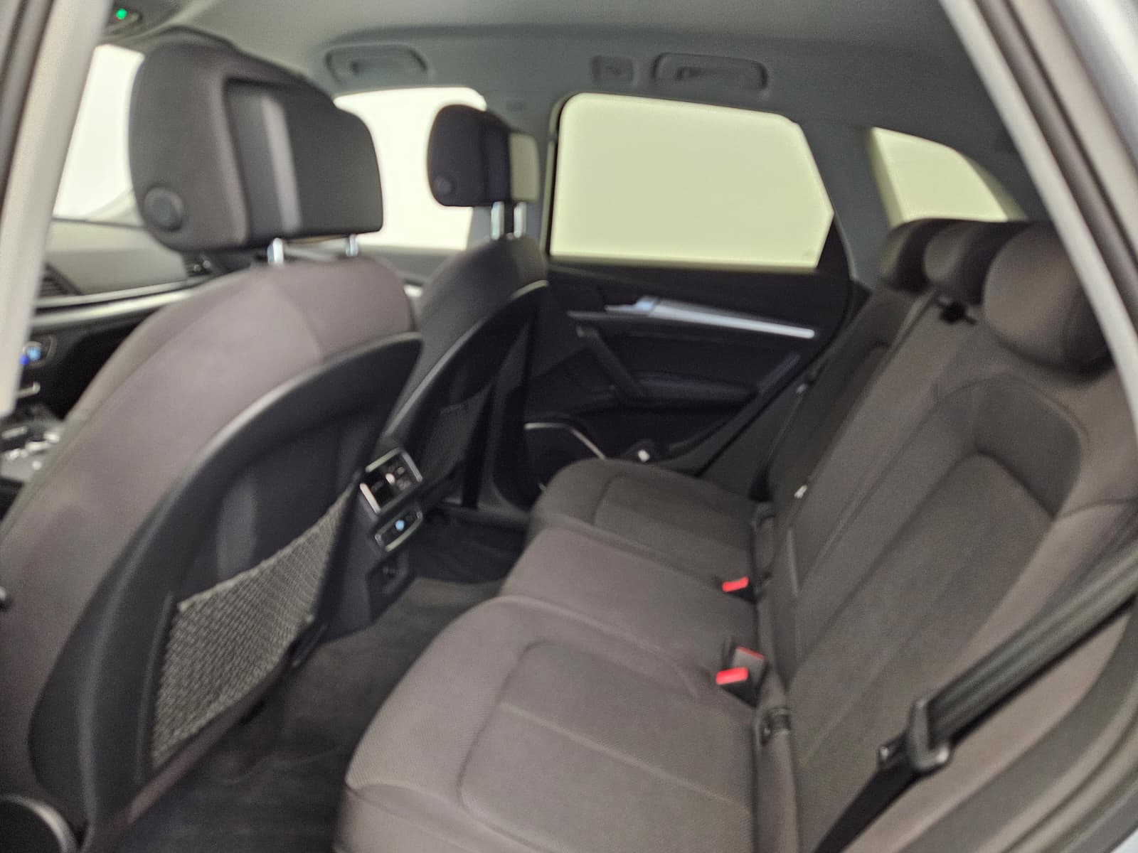 AUDI Q5 45 TFSI design quattro S-tronic-image-12
