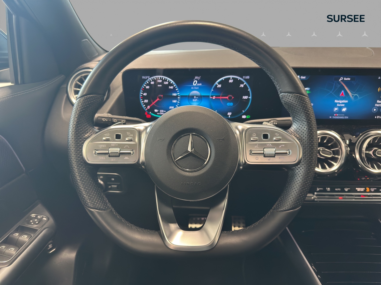 MERCEDES-BENZ EQA 350 4Matic Swiss Star AMG Line-image-9