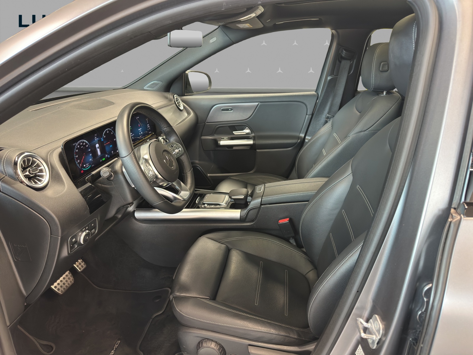 MERCEDES-BENZ EQA 350 4Matic Swiss Star AMG Line-image-7