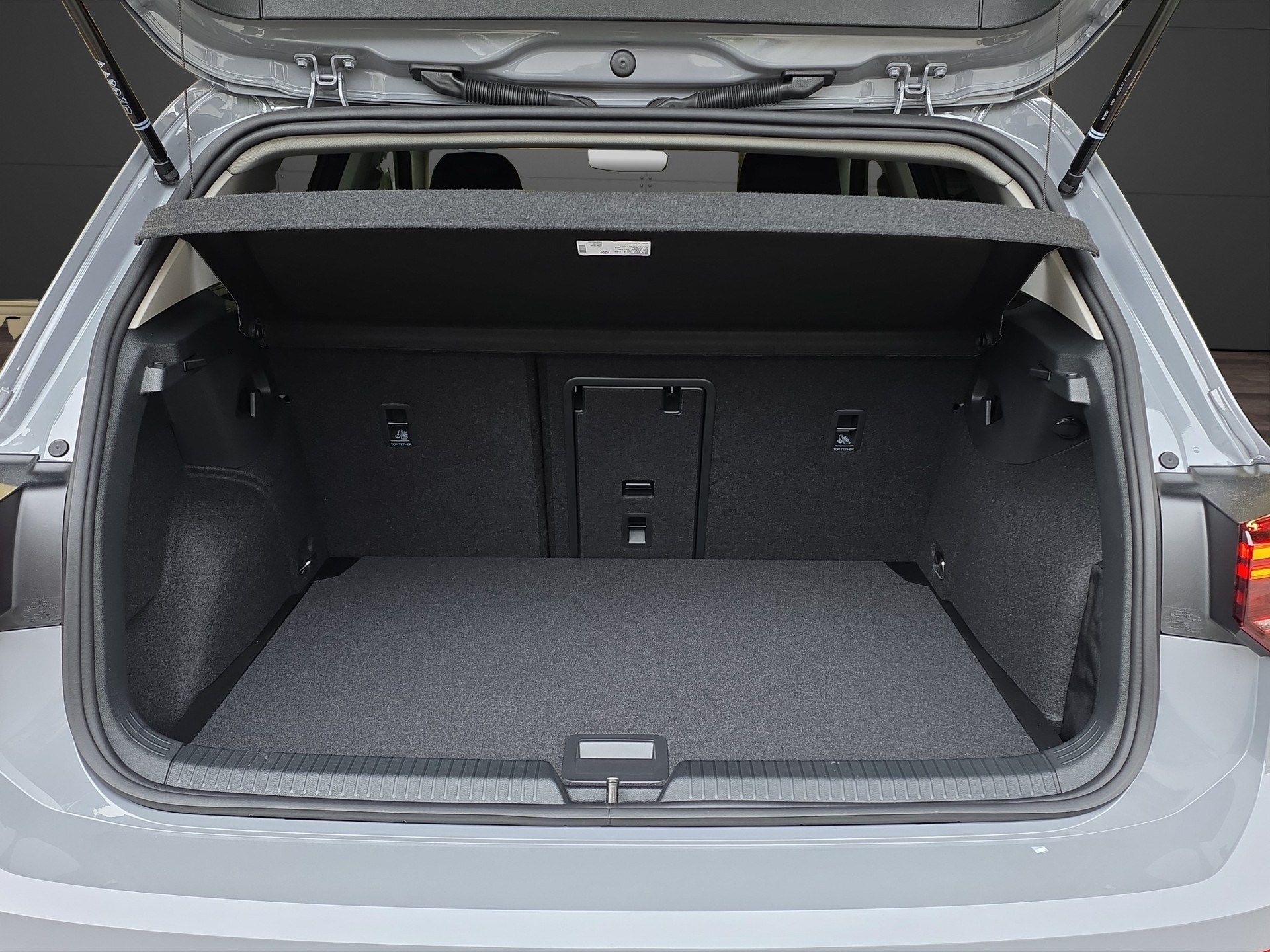 VW Golf 1.5 e TSI mHEV United DSG-image-11