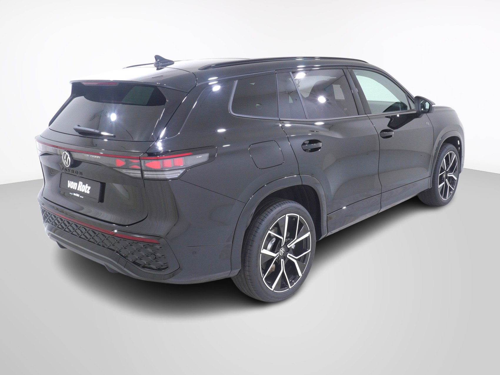 VW Tayron 1.5 TSI PHEV R-Line DSG-image-5