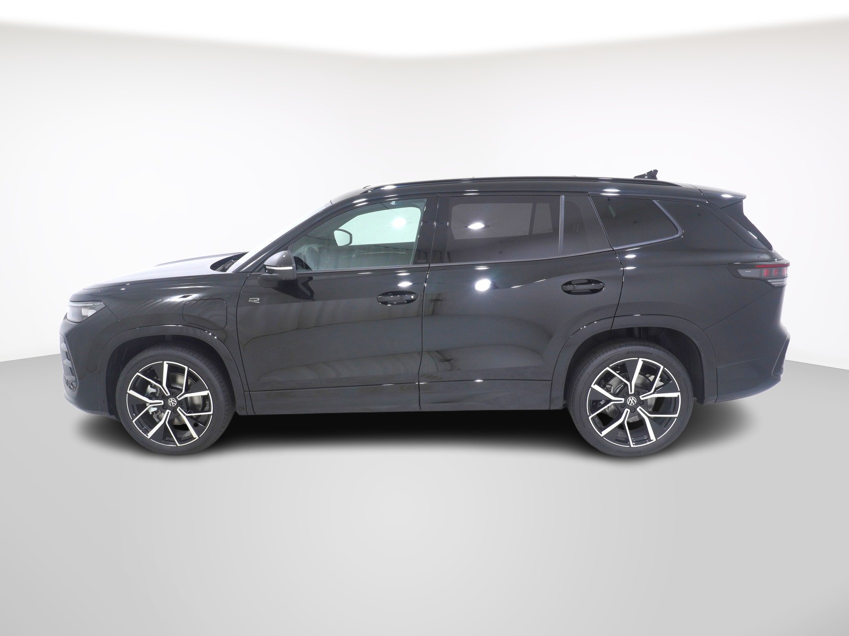 VW Tayron 1.5 TSI PHEV R-Line DSG-image-1