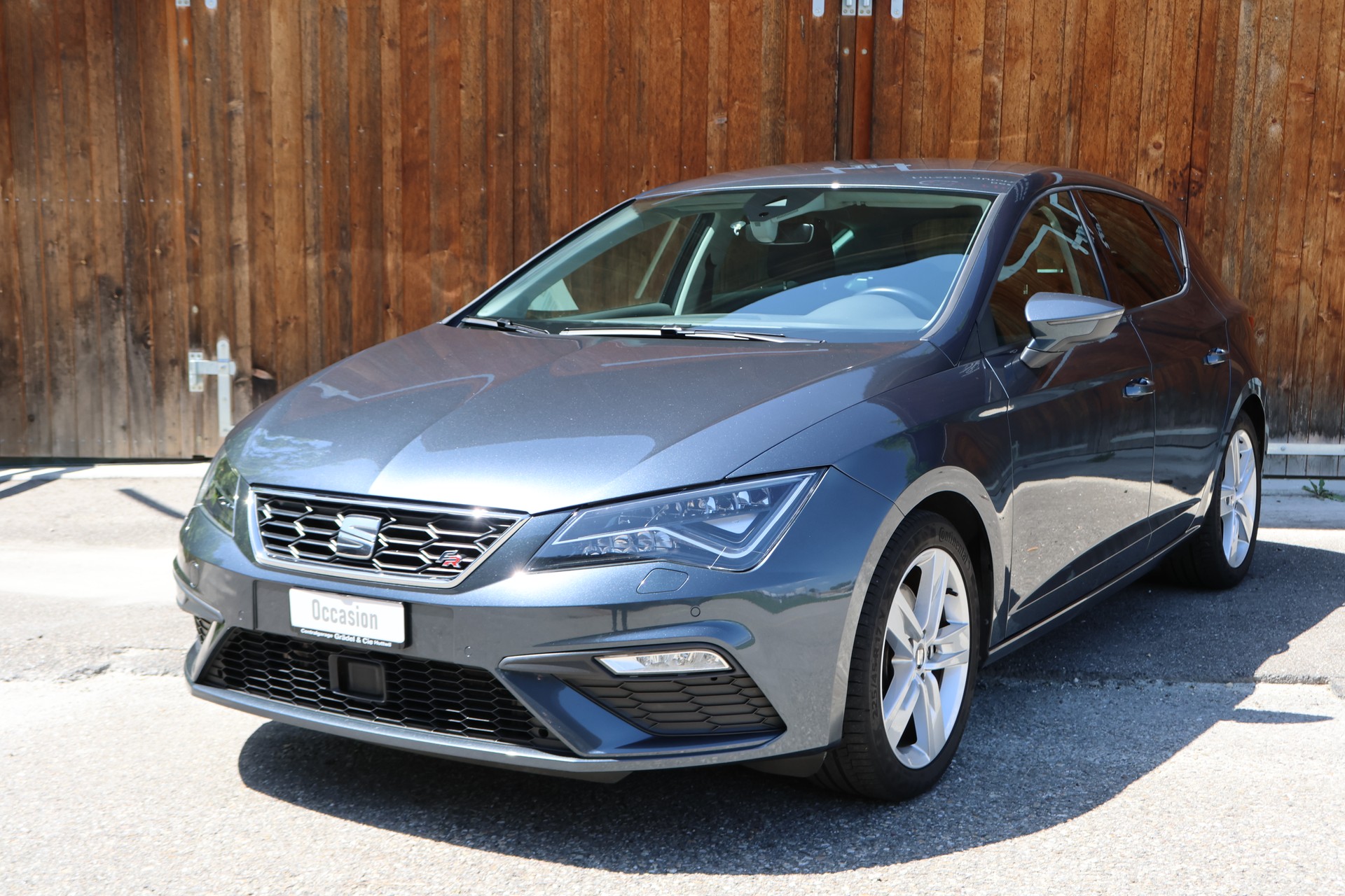 SEAT Leon 2.0 TSI FR DSG-image-0