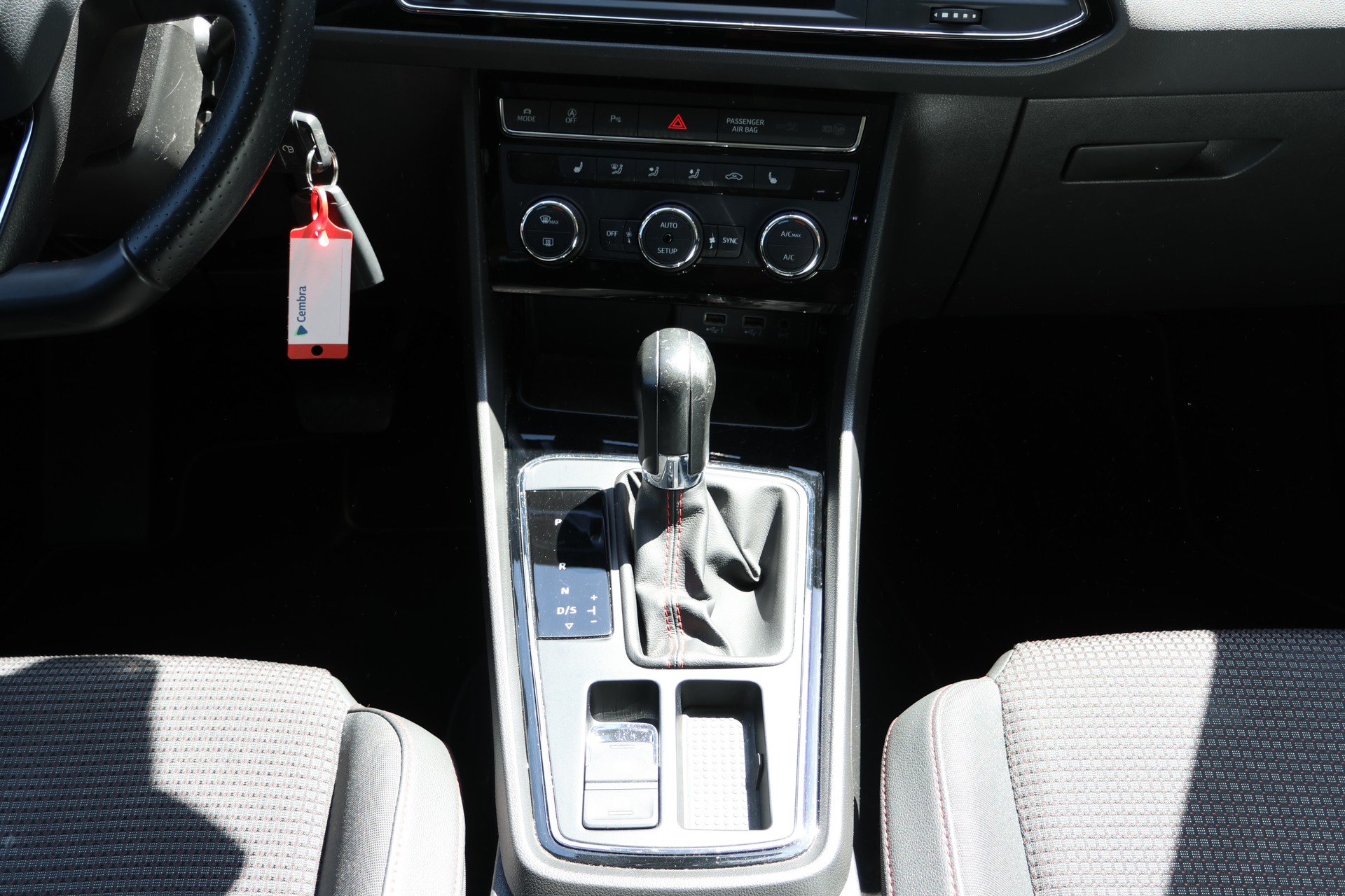 SEAT Leon 2.0 TSI FR DSG-image-6