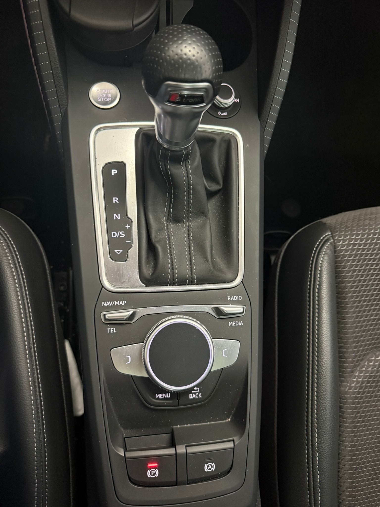 AUDI Q2 40 TFSI Sport quattro S-tronic, 8-fach bereift-image-20